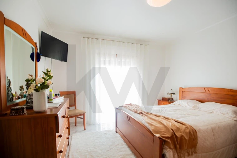 Moradia T3 para Venda em São Pedro da Cadeira Foto 22