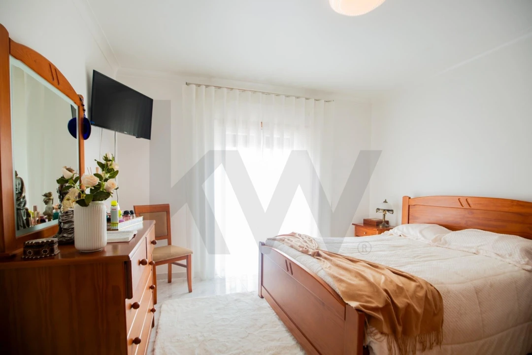 Moradia T3 para Venda em São Pedro da Cadeira Foto 21