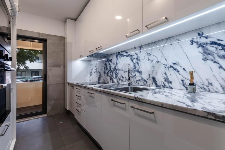 Apartamento T1 para Arrendamento em Mina de Água