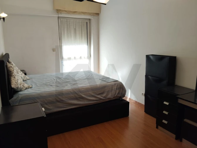 Apartamento T3 para Arrendamento em São Domingos de Benfica Foto 11