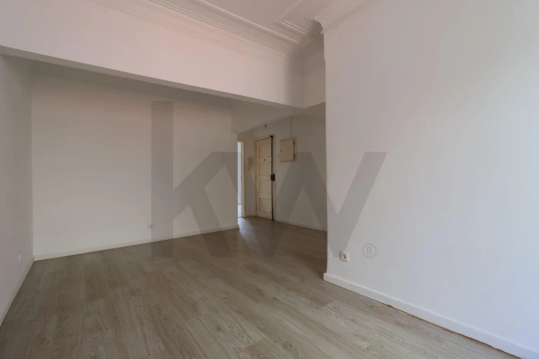 Apartamento T2 para Venda em Agualva e Mira-Sintra Foto 5