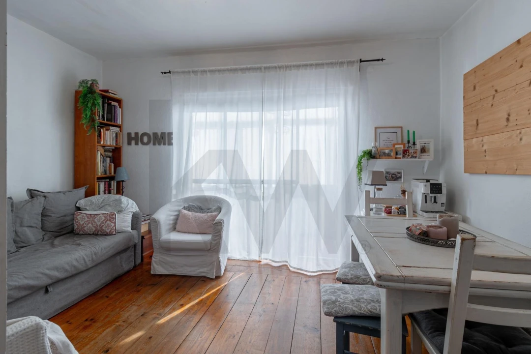 Apartamento T3 para Venda em Alcabideche Foto 1