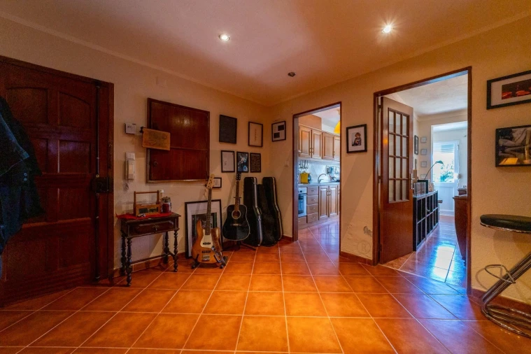 Apartamento T2 para Venda em Mina de Água Foto 5