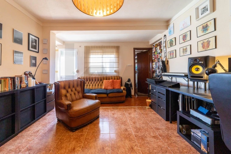 Apartamento T2 para Venda em Mina de Água Foto 4