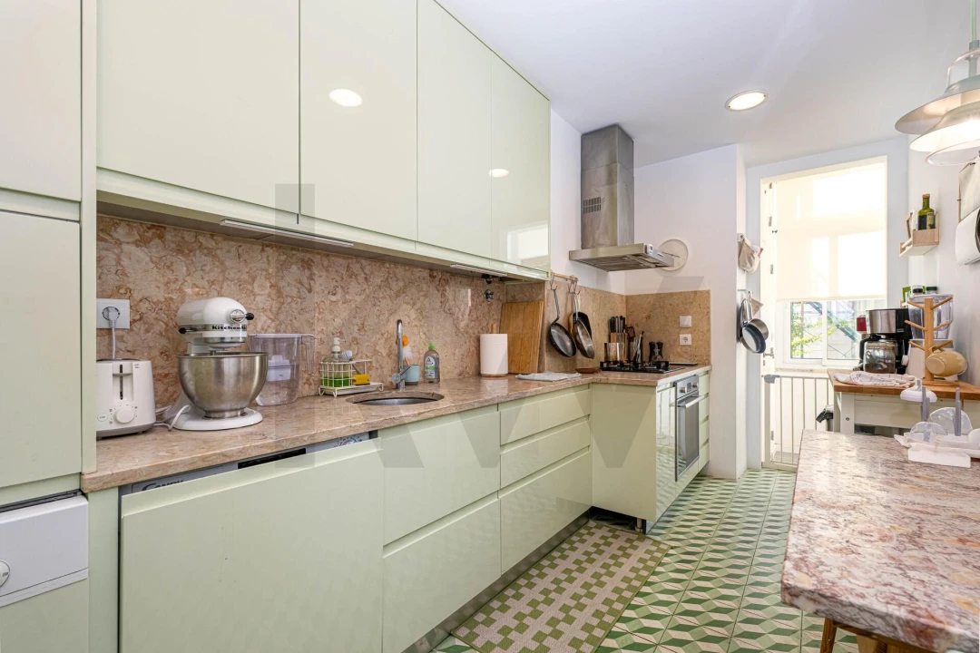 Apartamento T2 para Venda em Arroios Foto 28