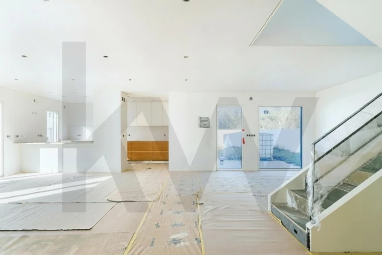 Moradia T4 para Venda em Alcabideche Foto 8