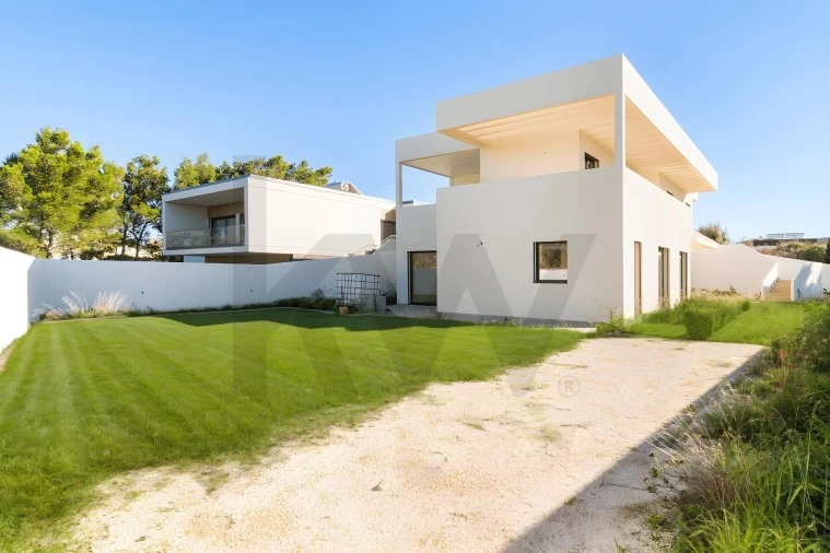 Moradia T4 para Venda em Alcabideche Foto 25