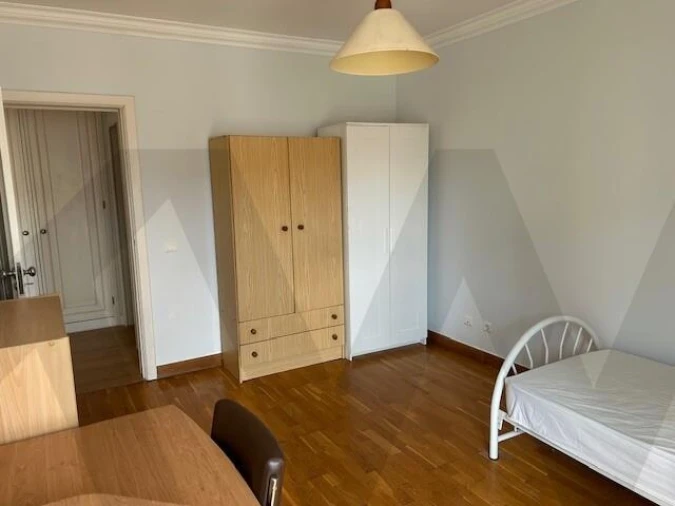 Apartamento T2 para Arrendamento em Misericórdia Foto 8