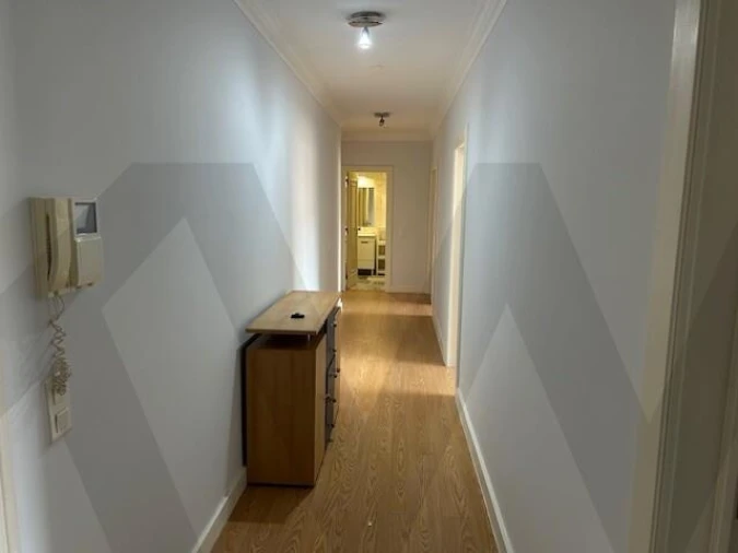 Apartamento T2 para Arrendamento em Misericórdia Foto 12