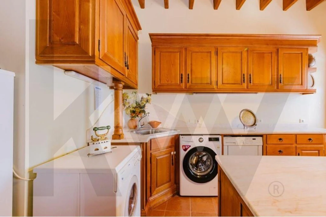 Moradia T9 para Venda em Benavente Foto 8