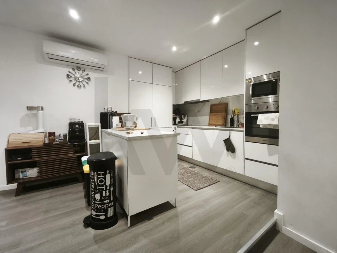 Moradia T4 para Venda em Rio Tinto Foto 4