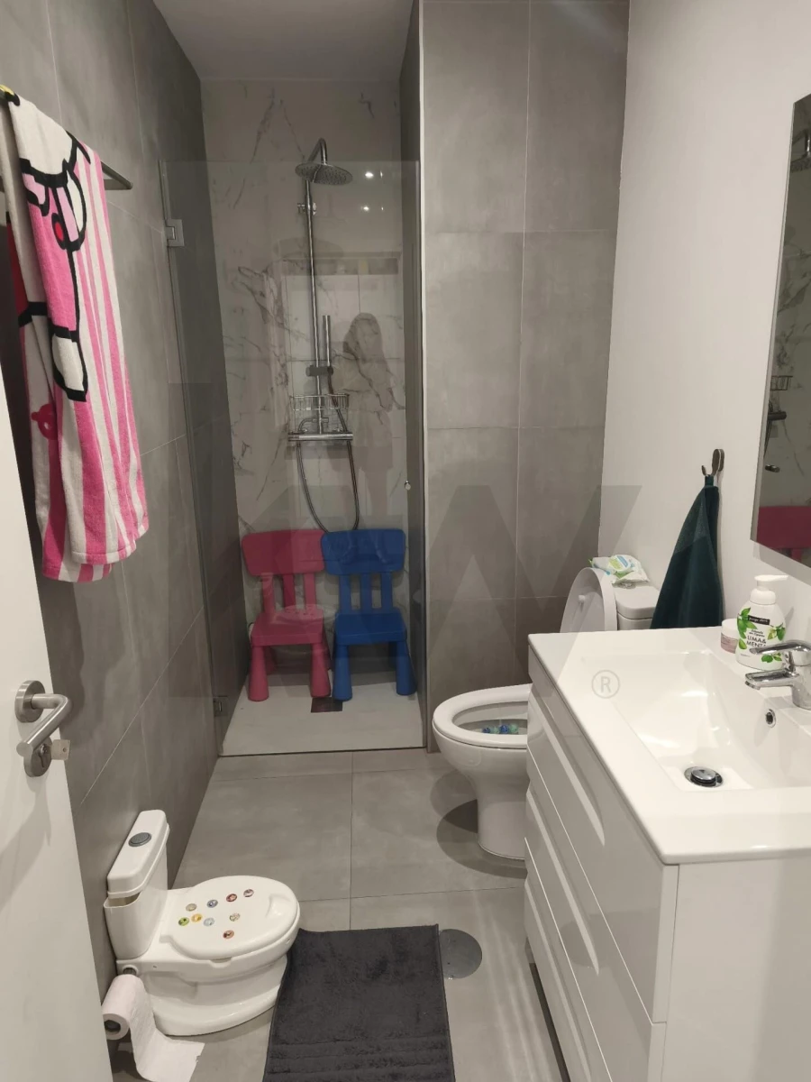 Moradia T4 para Venda em Rio Tinto Foto 15