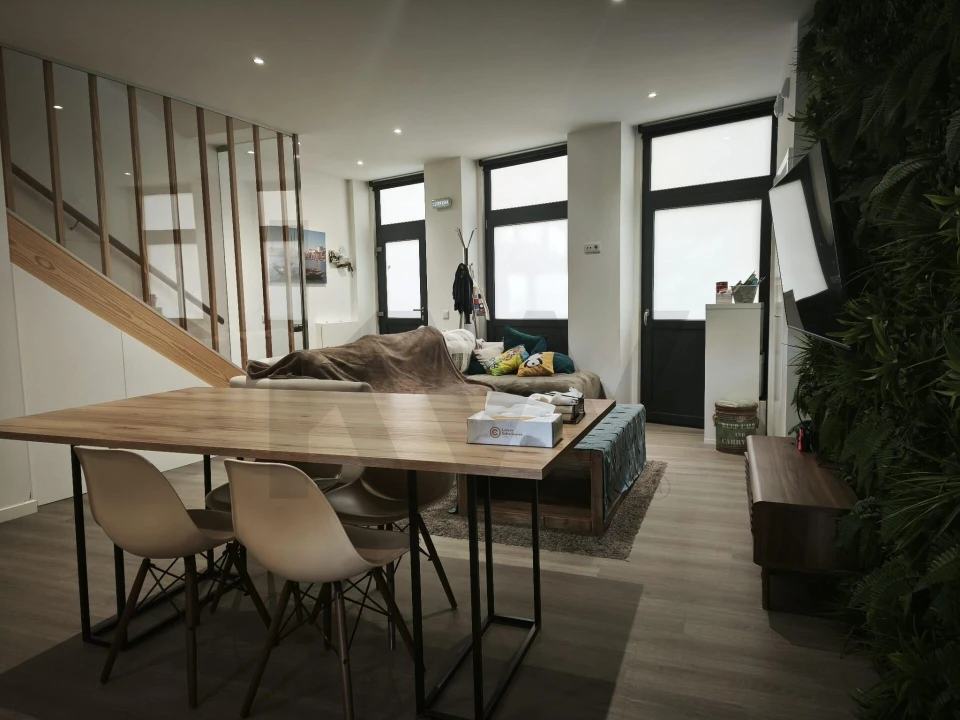 Moradia T4 para Venda em Rio Tinto Foto 4