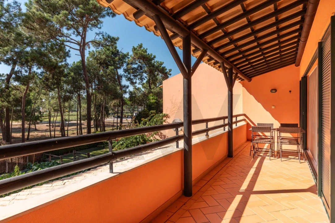 Apartamento T2 para Venda em Charneca de Caparica e Sobreda Foto 17