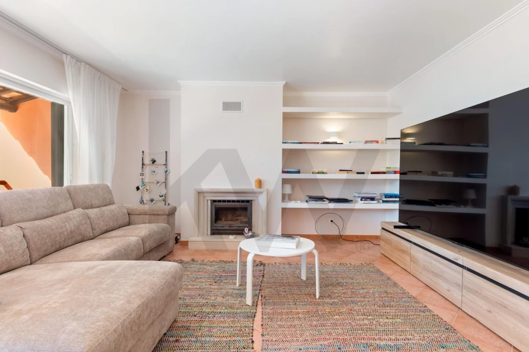 Apartamento T2 para Venda em Charneca de Caparica e Sobreda Foto 3