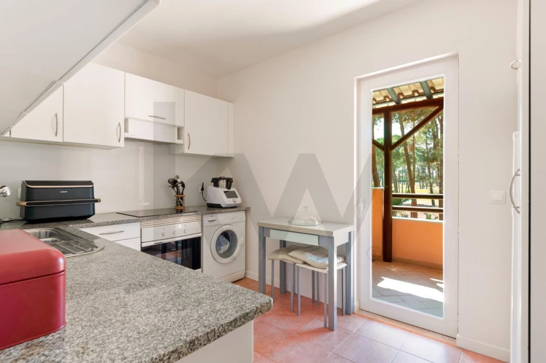 Apartamento T2 para Venda em Charneca de Caparica e Sobreda Foto 6