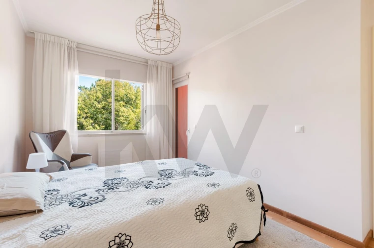 Apartamento T2 para Venda em Charneca de Caparica e Sobreda Foto 11
