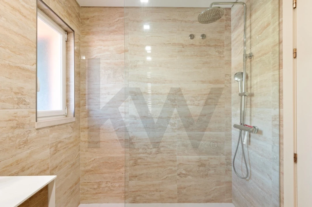 Apartamento T2 para Venda em Charneca de Caparica e Sobreda Foto 16