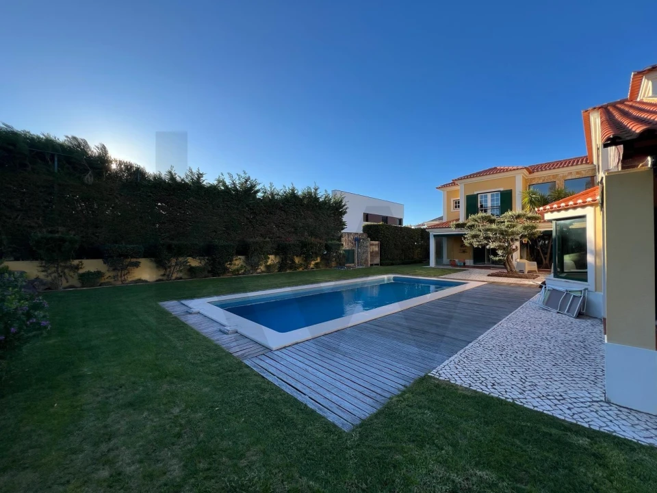 Moradia T4 para Venda em São João das Lampas e Terrugem Foto 46