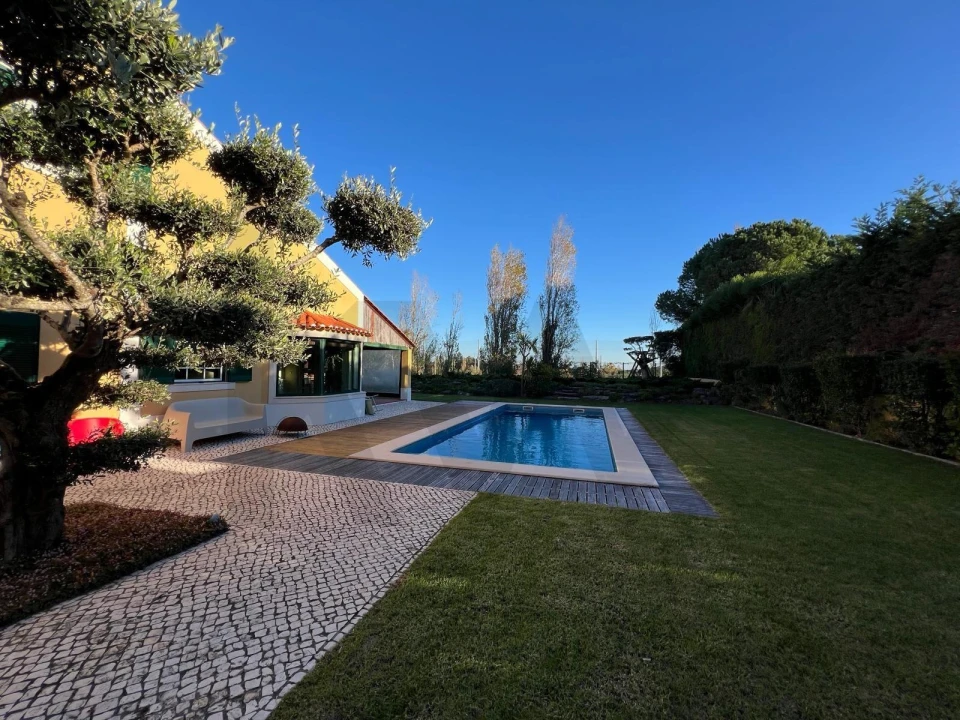 Moradia T4 para Venda em São João das Lampas e Terrugem Foto 48