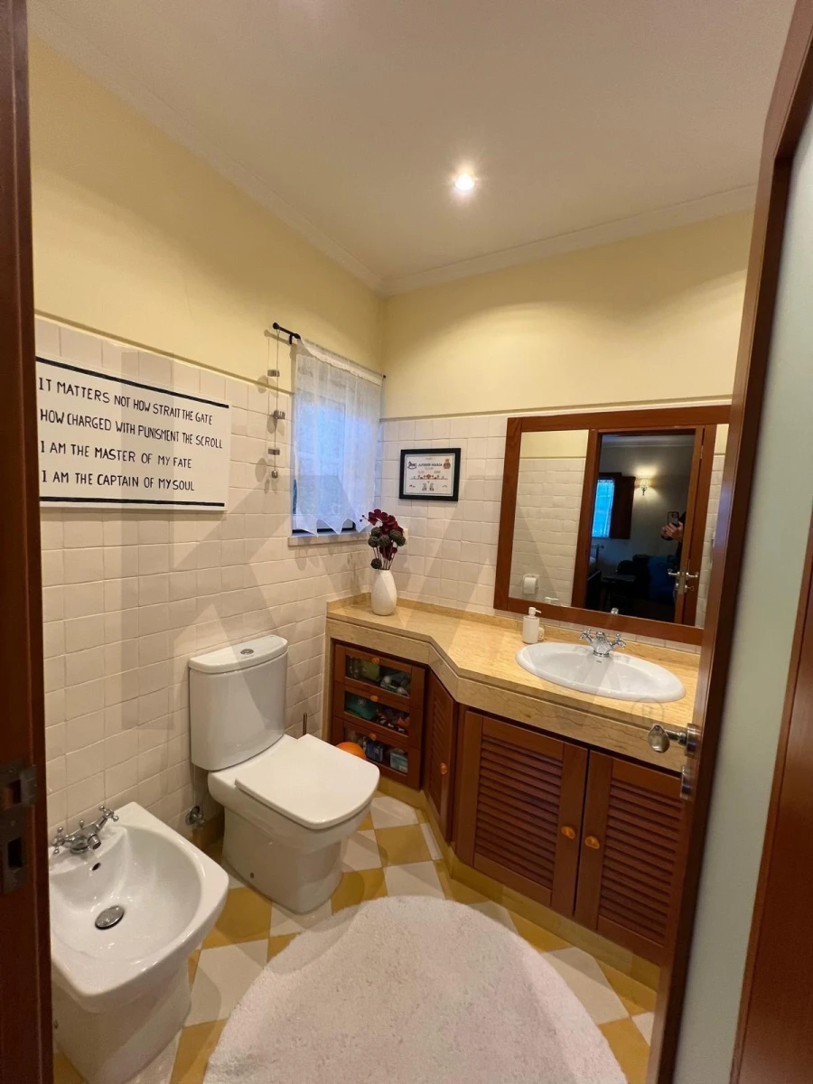 Moradia T4 para Venda em São João das Lampas e Terrugem Foto 33