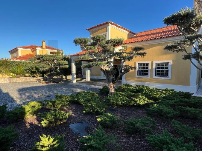 Moradia T4 para Venda em São João das Lampas e Terrugem Foto 2