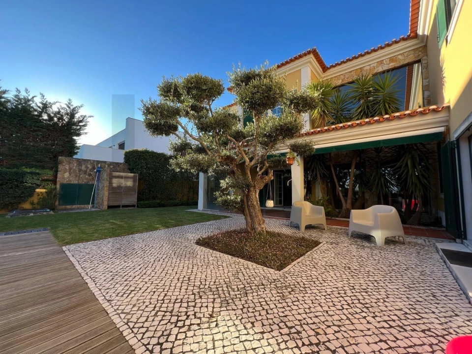 Moradia T4 para Venda em São João das Lampas e Terrugem Foto 59