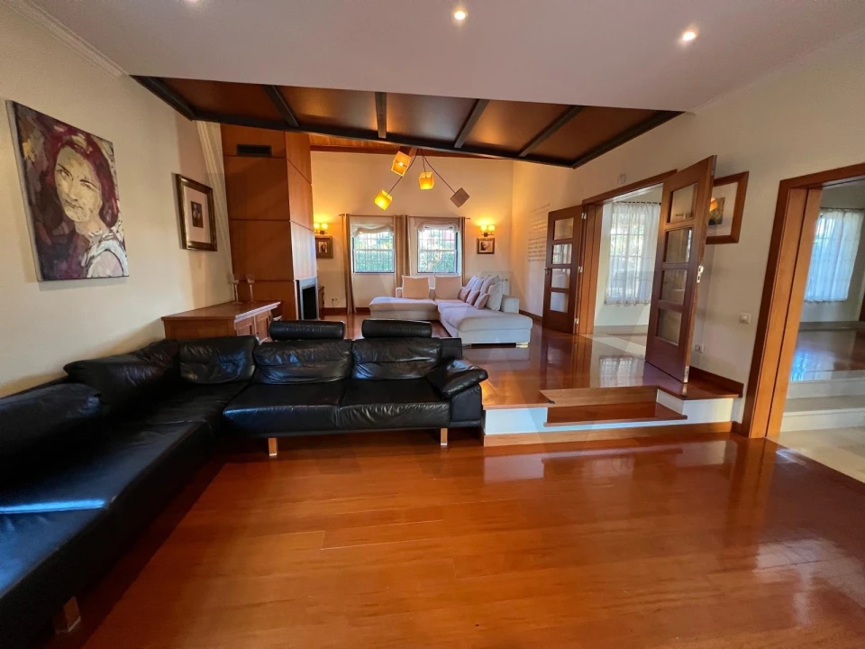 Moradia T4 para Venda em São João das Lampas e Terrugem Foto 11