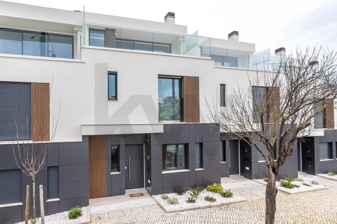 Moradia T2 para Venda em Loures Foto 66