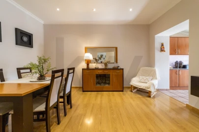 Apartamento T5 para Venda em Campo de Ourique