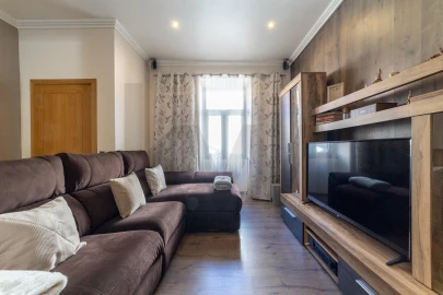 Apartamento T5 para Venda em Campo de Ourique