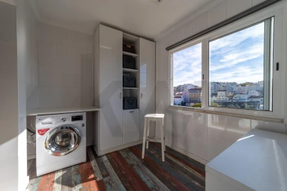 Apartamento T5 para Venda em Campo de Ourique