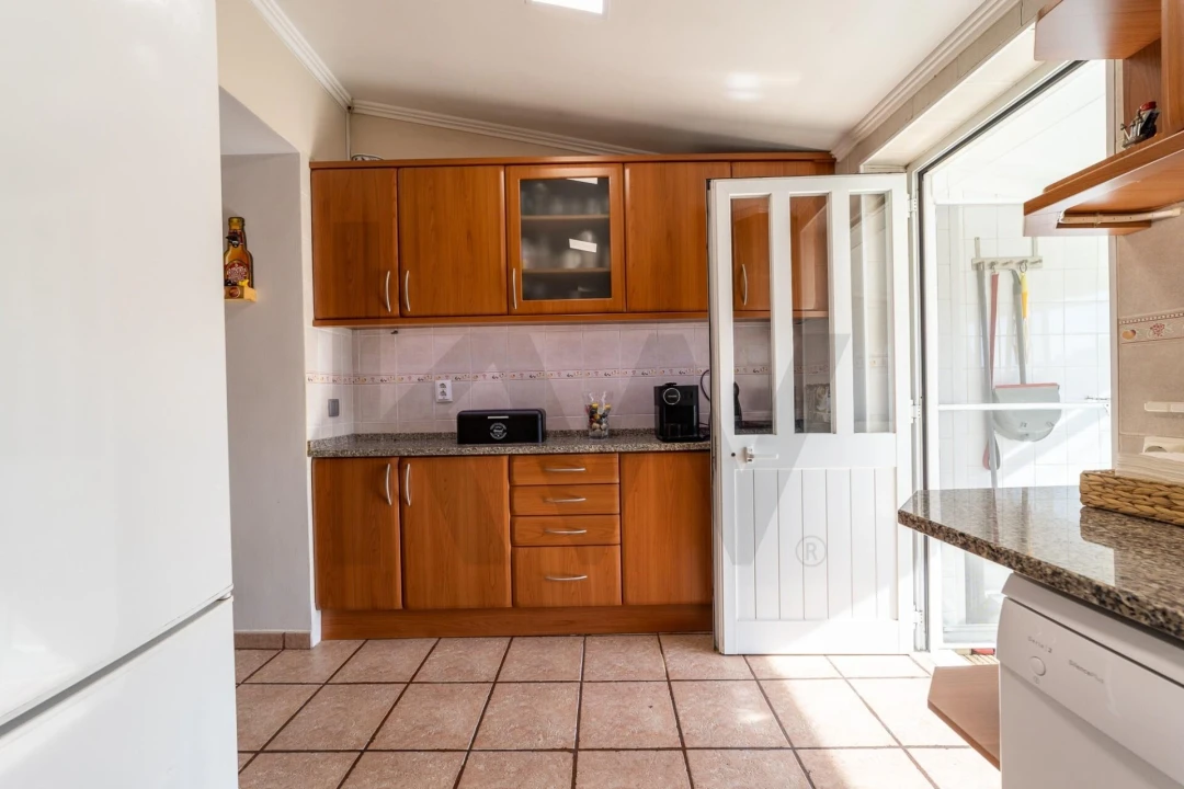 Apartamento T5 para Venda em Campo de Ourique Foto 14