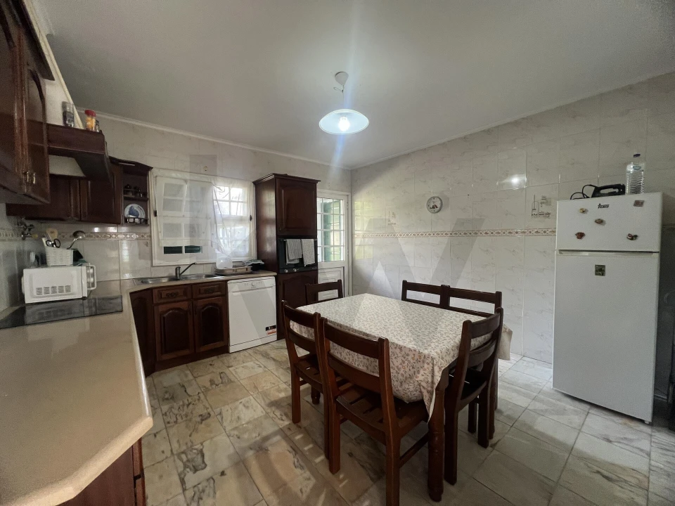 Moradia T7 para Arrendamento em Lagoa (Nossa Senhora do Rosario) Foto 14