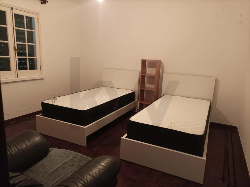 Moradia T7 para Arrendamento em Lagoa (Nossa Senhora do Rosario) Foto 17