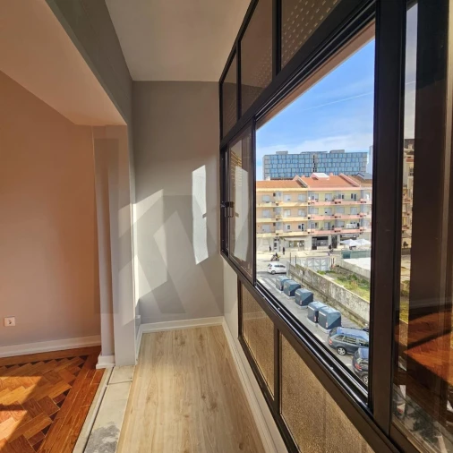 Apartamento T2 para Arrendamento em Olivais Foto 16