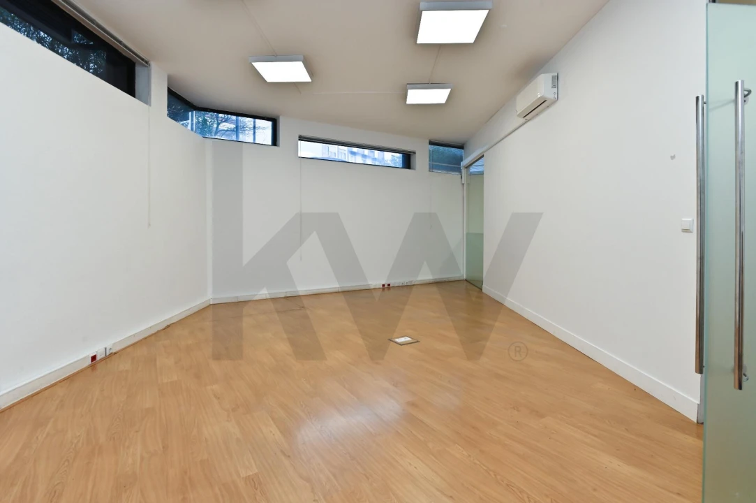 Escritório para Arrendamento em Algés, Linda-A-Velha e Cruz Quebrada-Dafundo Foto 5