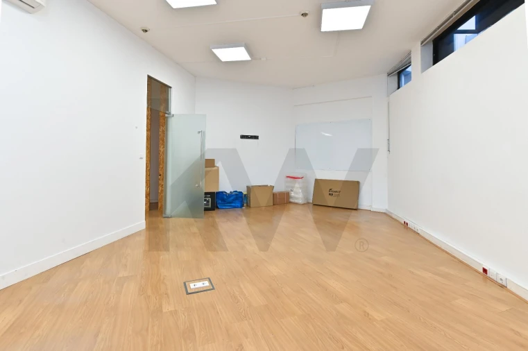 Escritório para Arrendamento em Algés, Linda-A-Velha e Cruz Quebrada-Dafundo Foto 6