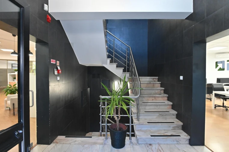 Escritório para Arrendamento em Algés, Linda-A-Velha e Cruz Quebrada-Dafundo Foto 8