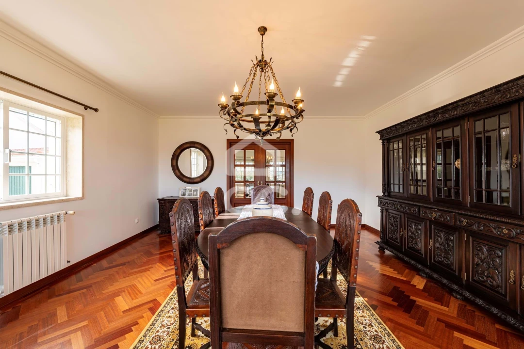 Moradia T4 para Venda em Vilarinho dos Galegos e Ventozelo Foto 19