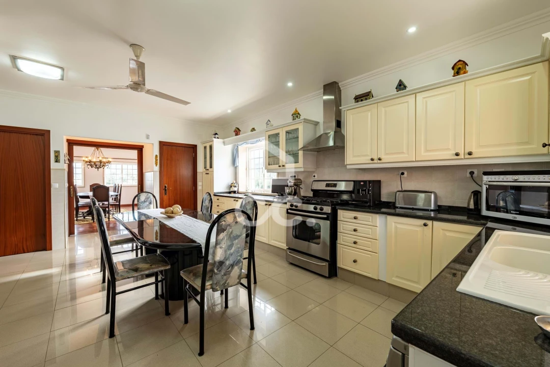 Moradia T4 para Venda em Vilarinho dos Galegos e Ventozelo Foto 14