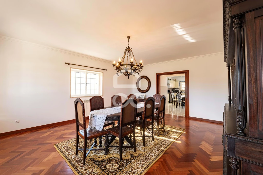 Moradia T4 para Venda em Vilarinho dos Galegos e Ventozelo Foto 15