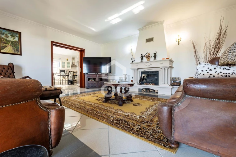 Moradia T4 para Venda em Vilarinho dos Galegos e Ventozelo Foto 8