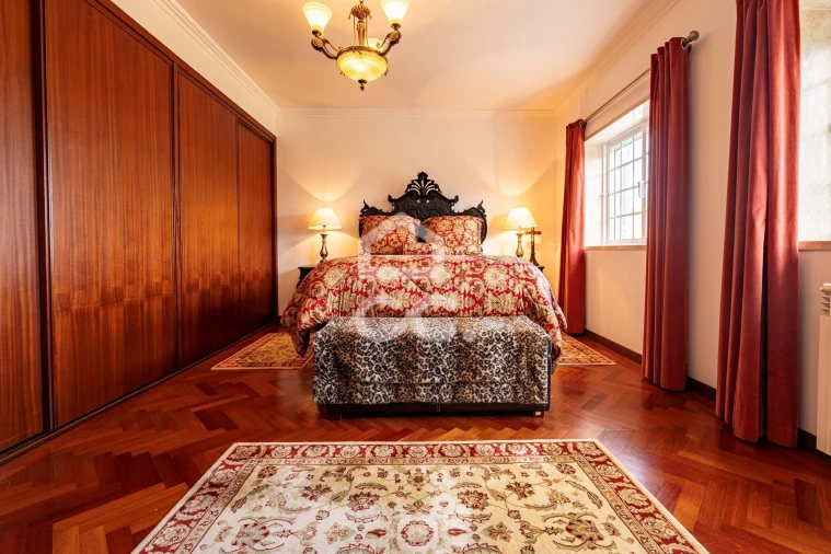 Moradia T4 para Venda em Vilarinho dos Galegos e Ventozelo Foto 39