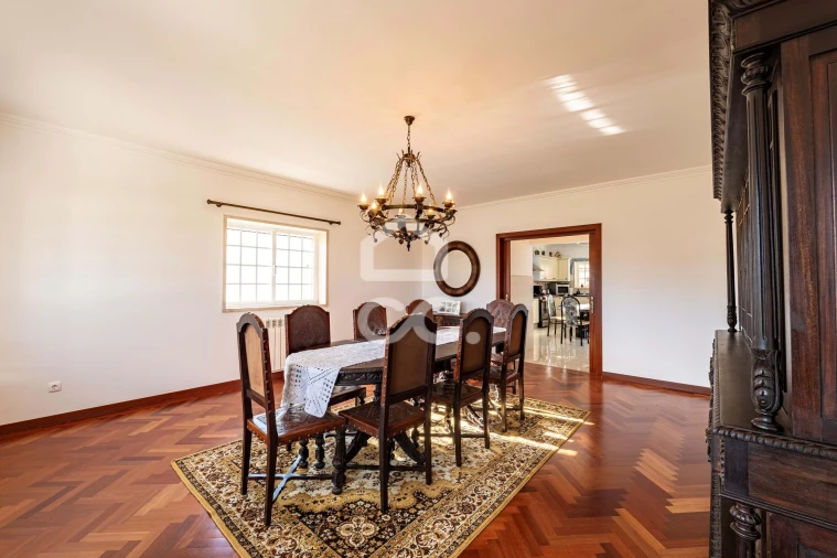 Moradia T4 para Venda em Vilarinho dos Galegos e Ventozelo Foto 15