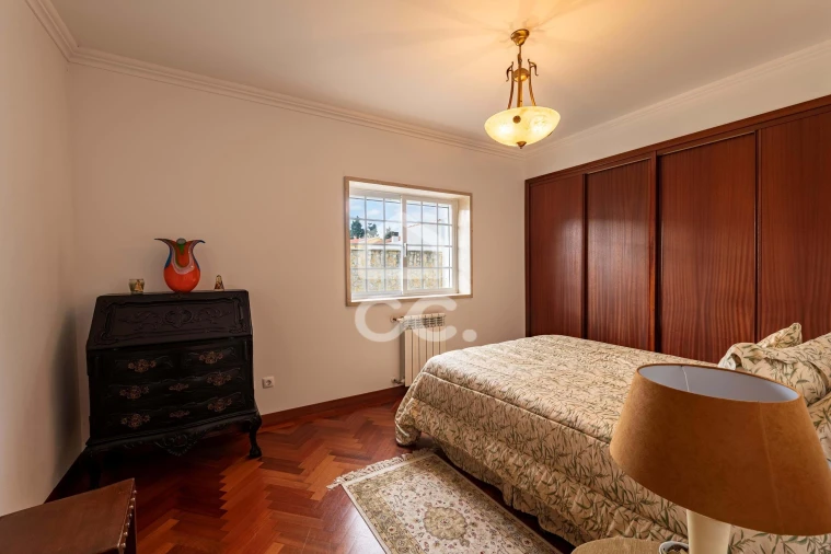 Moradia T4 para Venda em Vilarinho dos Galegos e Ventozelo Foto 32