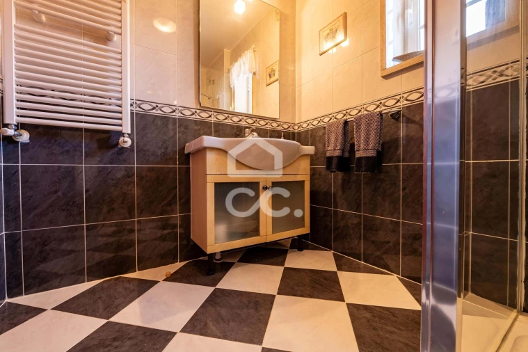 Moradia T4 para Venda em Vilarinho dos Galegos e Ventozelo Foto 22