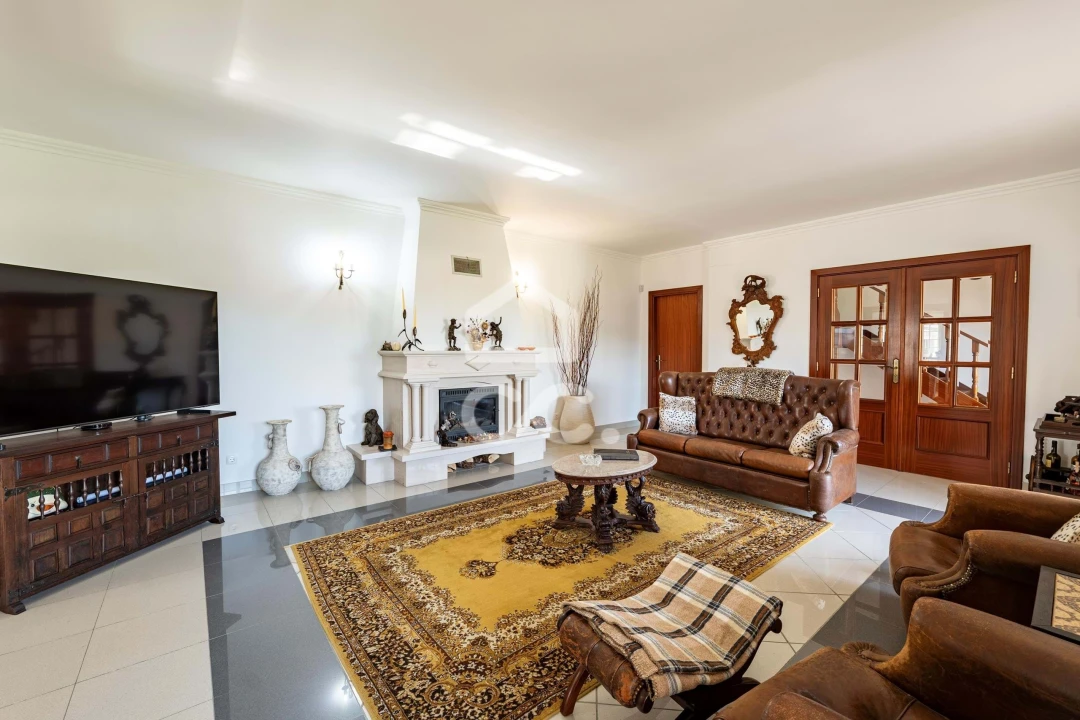 Moradia T4 para Venda em Vilarinho dos Galegos e Ventozelo Foto 6