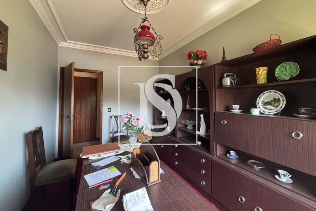 Moradia T5 para Venda em Molelos Foto 7