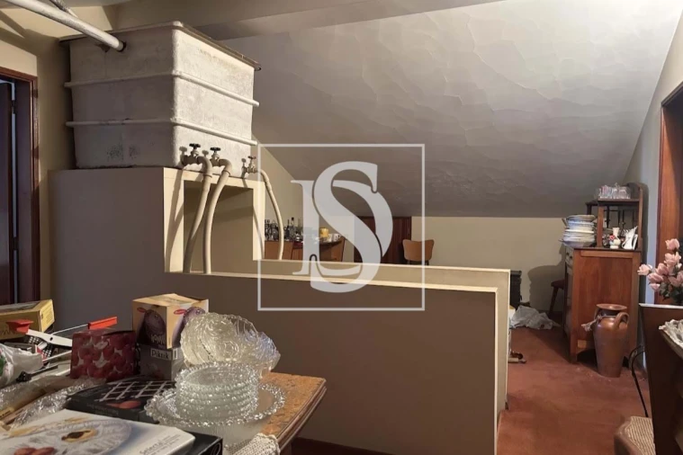 Moradia T5 para Venda em Molelos Foto 23